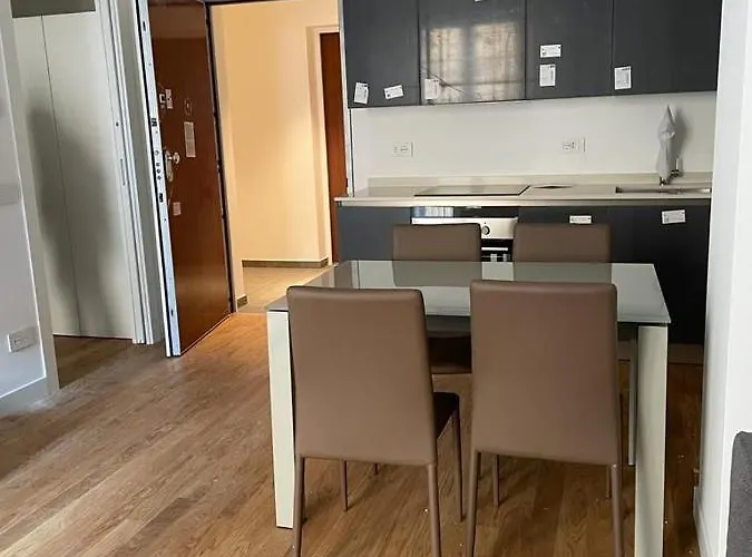 Number House - Number 20 * Milano